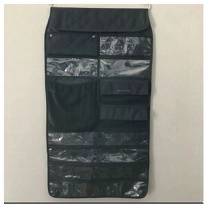 Hanging jewelry organizer